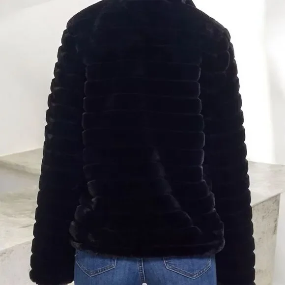 Gallery Women's Hooded Grooved Faux-Fur Jacket Black Size L - Picture 2 of 10